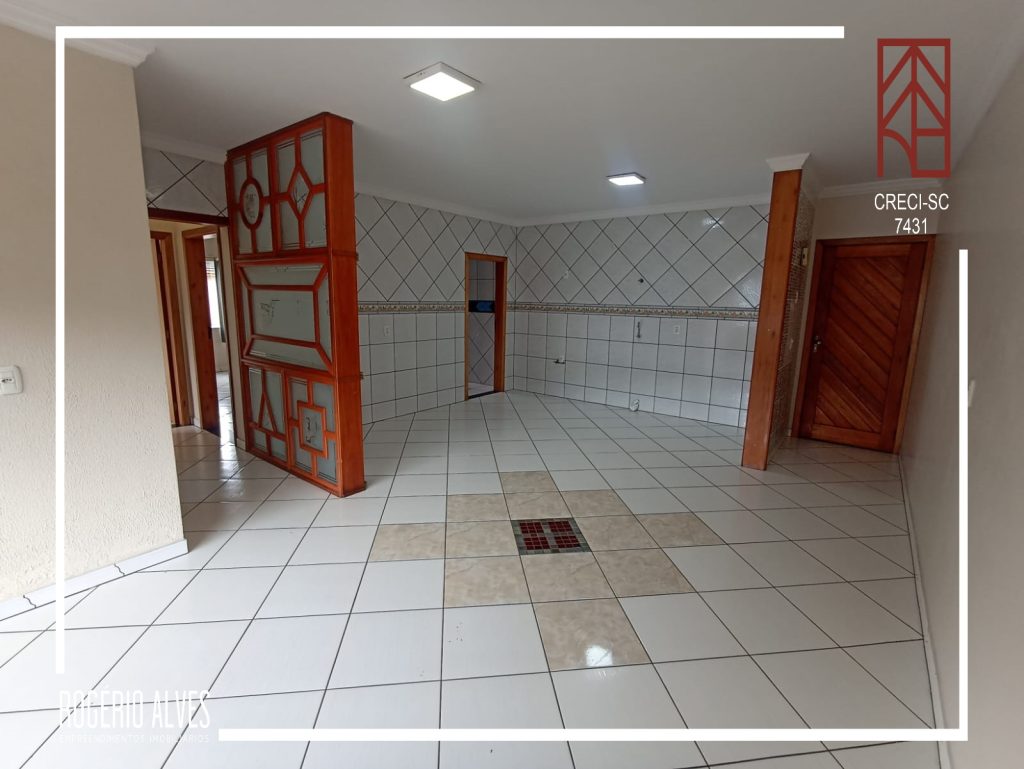 Aluga-se Apartamento – Ponto Chic