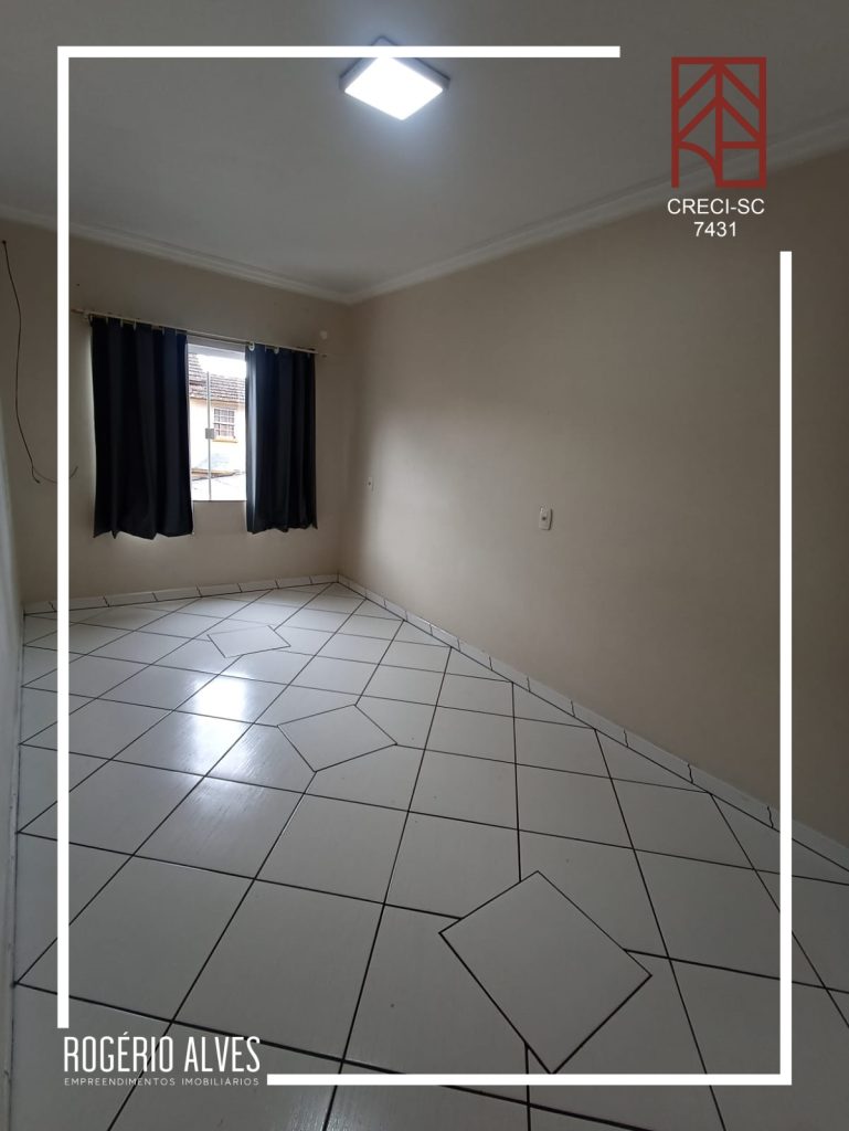 Aluga-se Apartamento – Ponto Chic