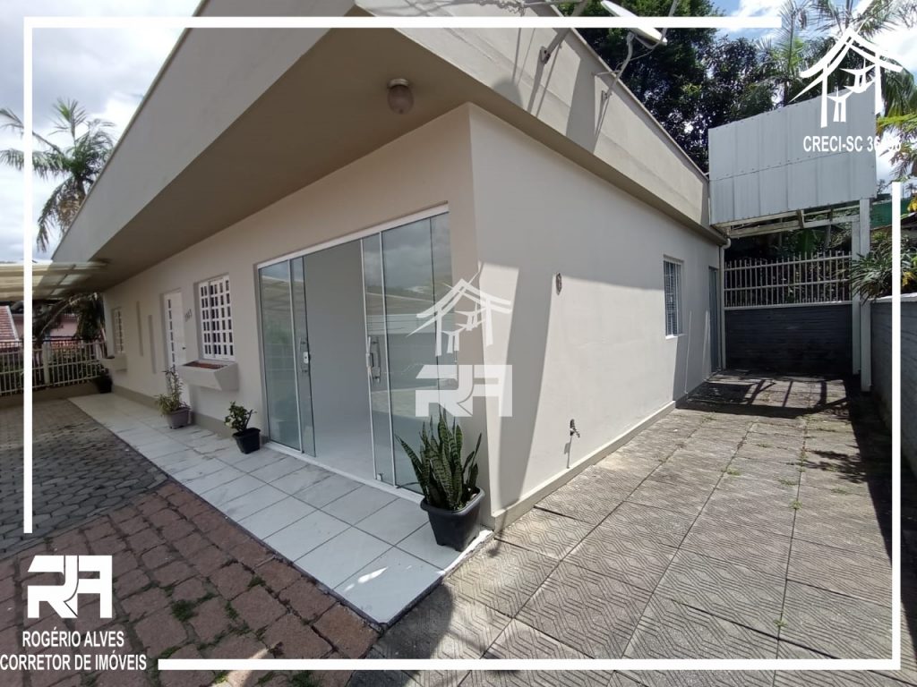 Aluga-se Sala Comercial + Casa – Semi Mobiliadas – Ponto Chic