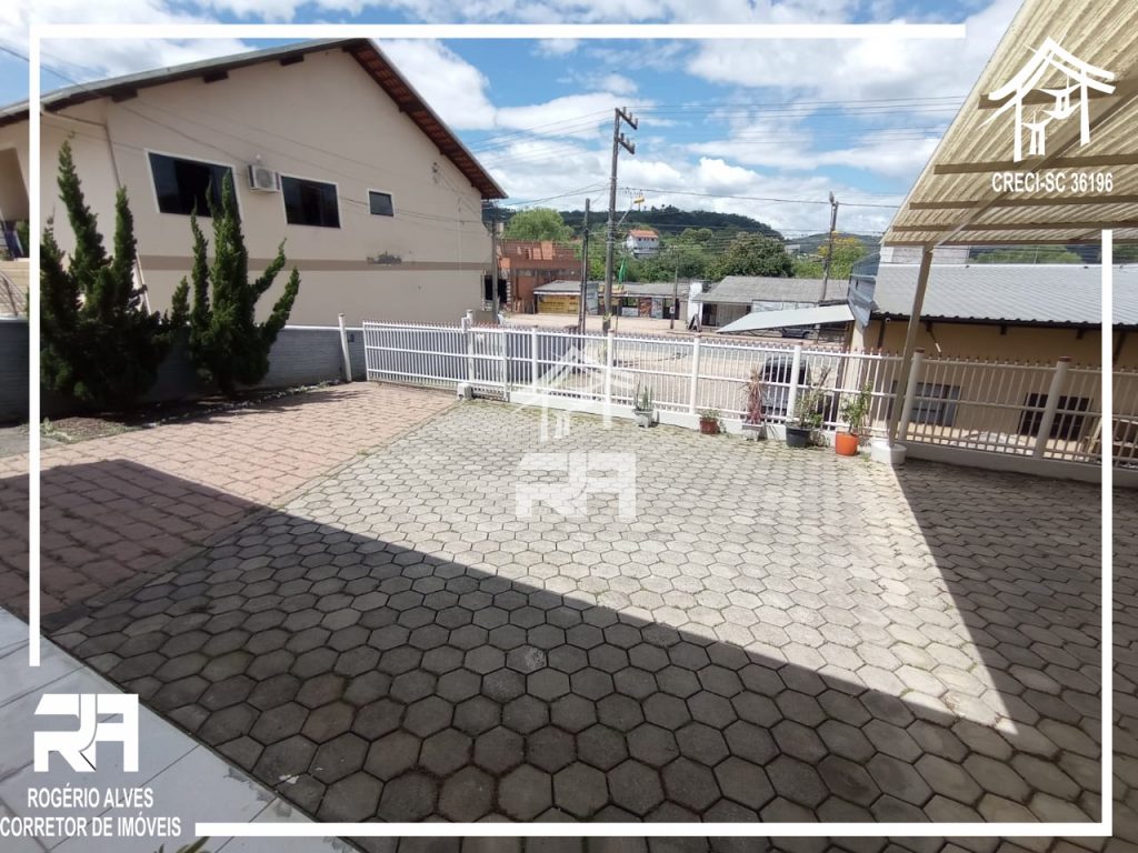 Aluga-se Sala Comercial + Casa – Semi Mobiliadas – Ponto Chic