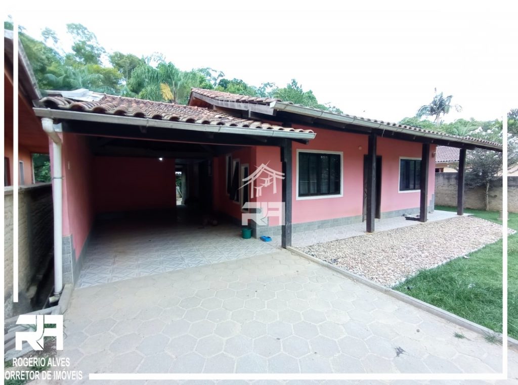 Aluga-se Casa Semi Mobiliada – Ribeirão Areado