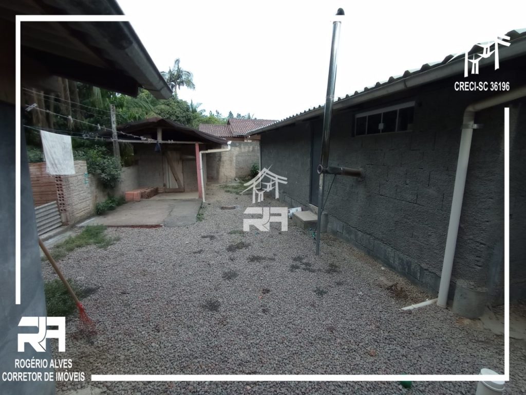 Aluga-se Casa Semi Mobiliada – Ribeirão Areado