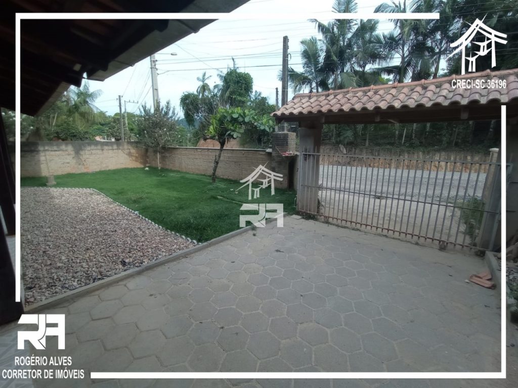 Aluga-se Casa Semi Mobiliada – Ribeirão Areado