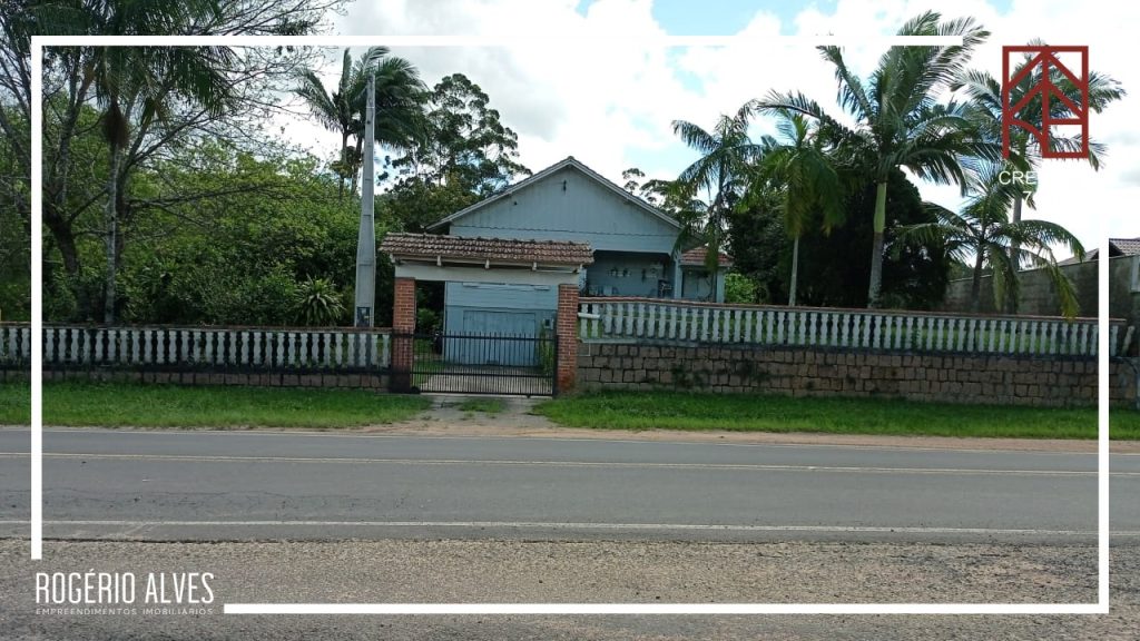 Aluga-se casa completa – fundos, toda mobiliada- Dalbérgia