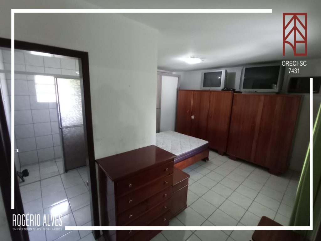 Aluga-se casa completa – fundos, toda mobiliada- Dalbérgia