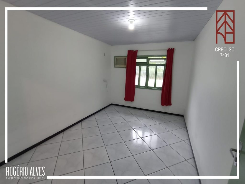 Aluga-se Casa Semi Mobiliada – Ribeirão Areado