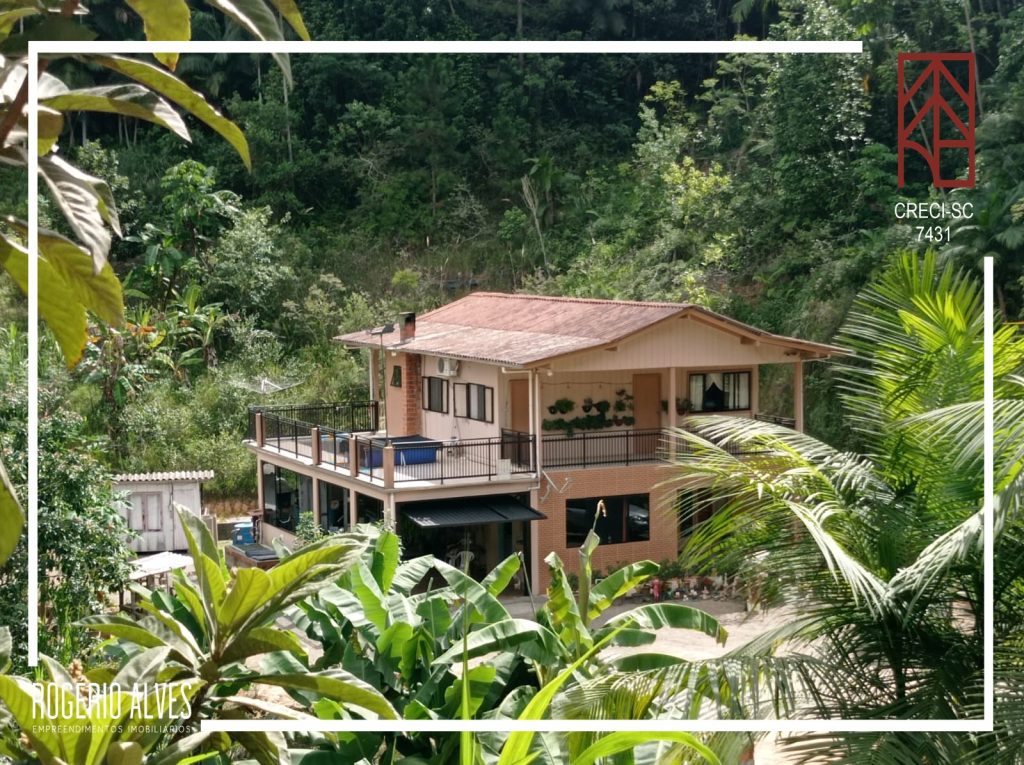 Casa / Sítio – Bairro Operário