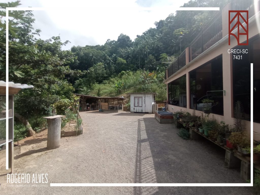 Casa / Sítio – Bairro Operário