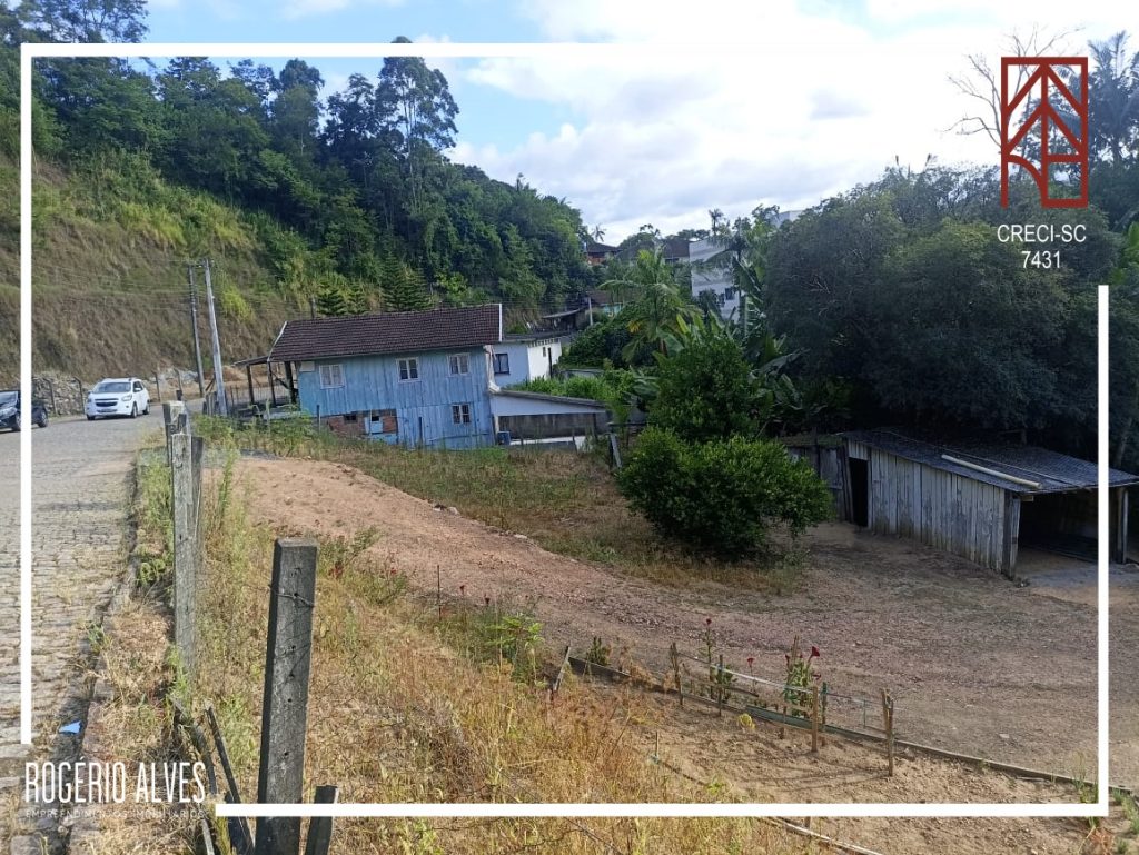 Casa / Sítio – Bairro Bela Vista