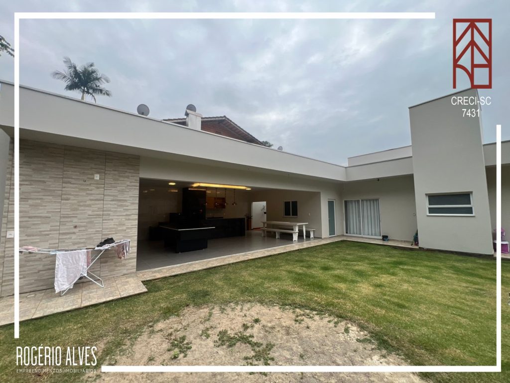 Casa Alto Padrão – Ponto Chic
