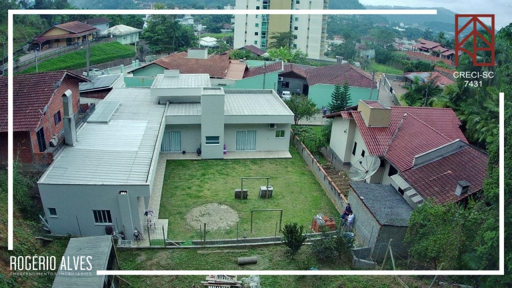 Casa Alto Padrão – Ponto Chic