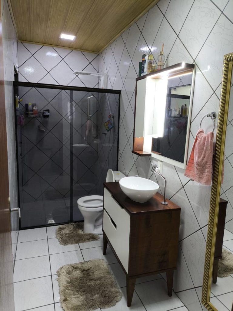Aluga-se Apartamento – Ponto Chic