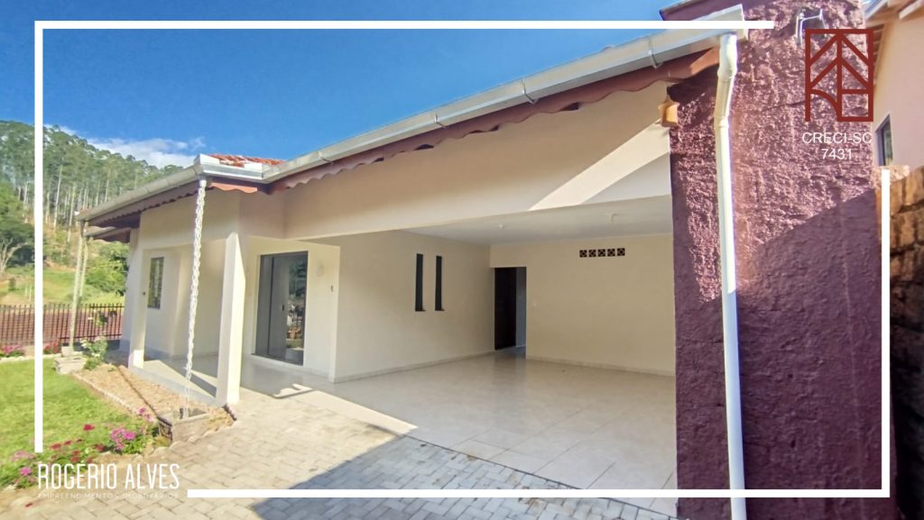 Aluga-se Casa Semi Mobiliada – Ponto Chic