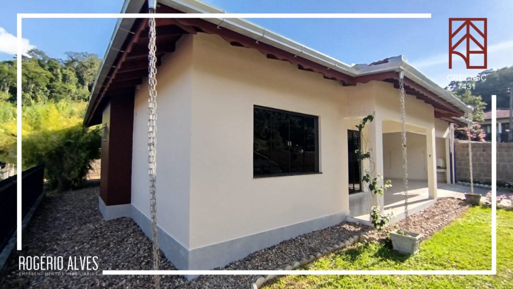 Aluga-se Casa Semi Mobiliada – Ponto Chic
