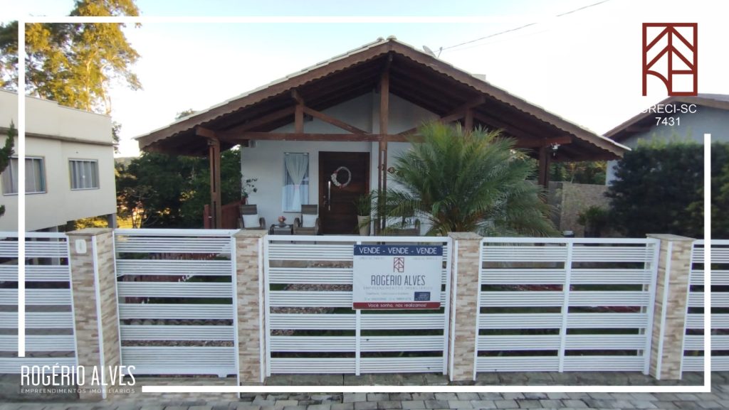 Casa com 2 pavimentos