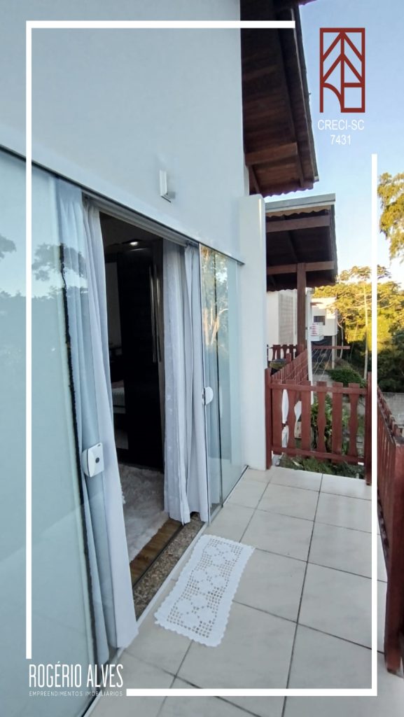 Casa com 2 pavimentos