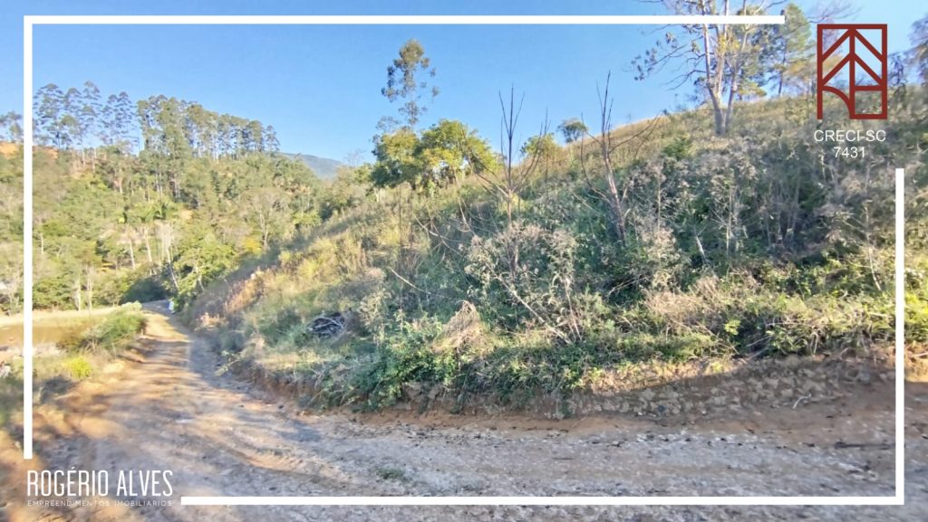 Terreno a Venda – Estrada do Morro do Diogo