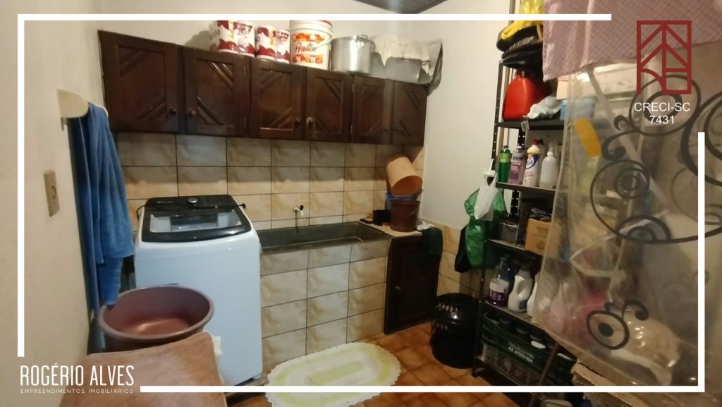 Casa e Galpão Industrial – Areado