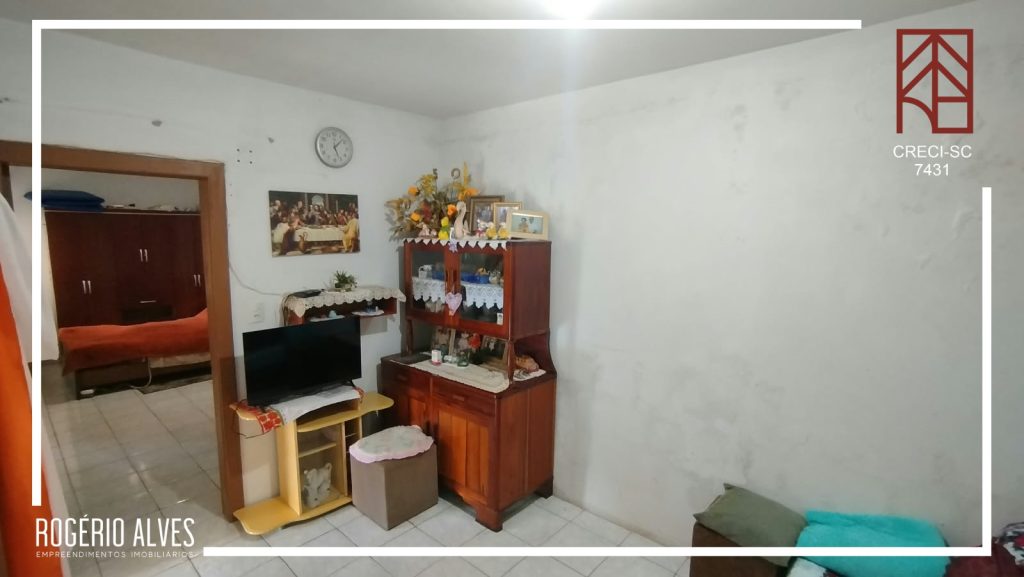 Casa e Galpão Industrial – Areado